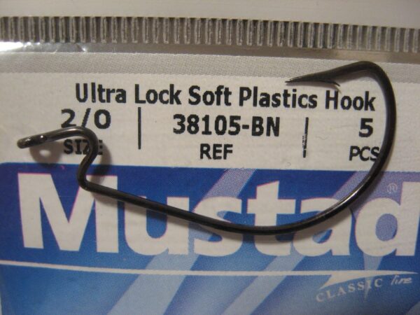 Mustad Ultra Lock Soft Plastics Hook Size:2/0  5 per pack